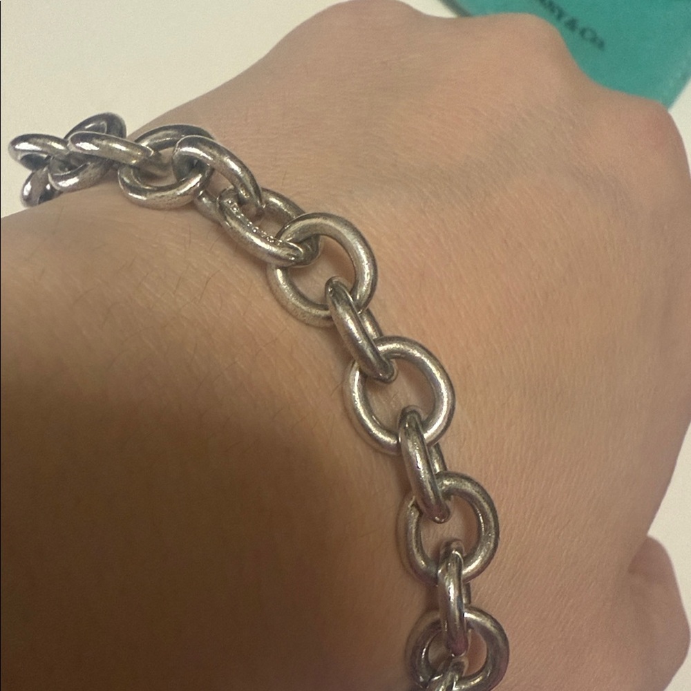 Tiffany & Co. Silver Bracelet with Teal Pouch - Picture 16 of 16